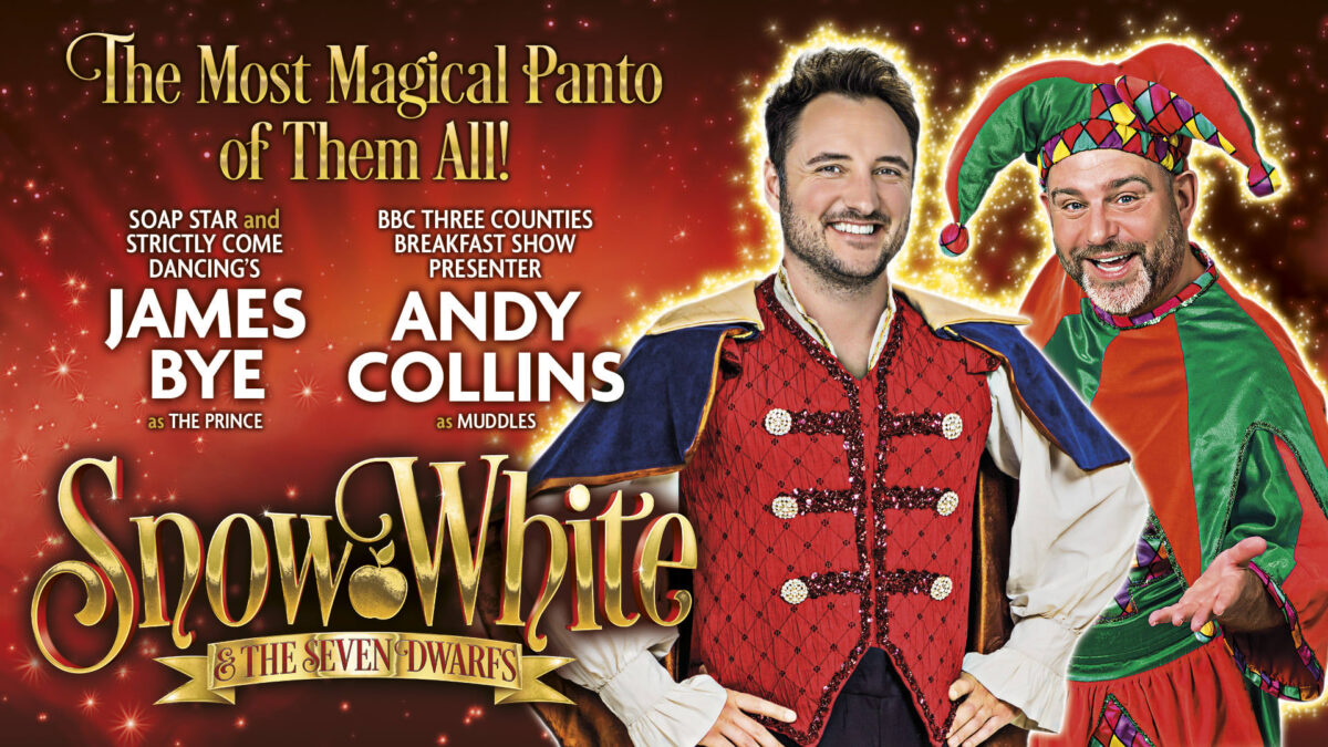 Aylesbury Waterside Theatre's Snow White 2023 panto poster